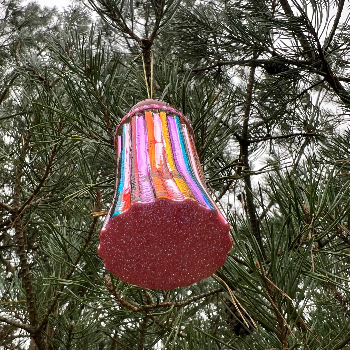 HANDMADE RIBBON TOWER GLASS BAUBLE ORNAMENT